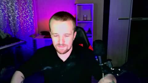 Snapshot of romantobizin chatting on March 2, 2026, 9:21 pm Roman online show from March 2, 2026, 9:21 pm