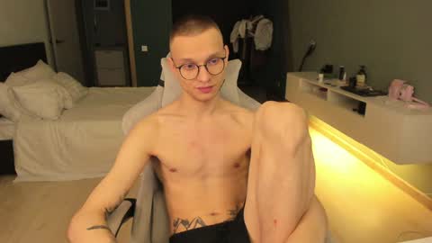 Romeo online show from February 9, 2025, 4:36 am