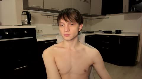 Romeo online show from October 31, 2025, 9:38 pm