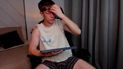 Romeo Ricci online show from November 30, 2025, 3:16 pm