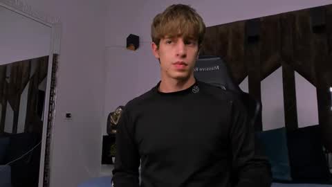 Snapshot of romeo_ricci1 chatting on February 24, 2026, 10:41 pm Romeo Ricci online show from February 24, 2026, 10:41 pm