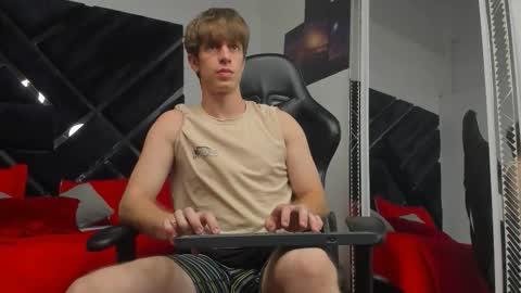 Snapshot of romeo_ricci1 chatting on March 1, 2026, 1:07 am Romeo Ricci online show from March 1, 2026, 1:07 am