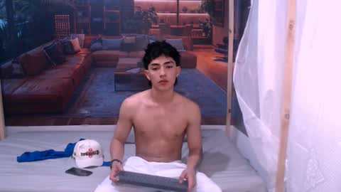 Romeo online show from October 8, 2025, 7:44 pm