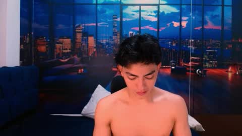 Romeo online show from November 10, 2025, 7:13 pm