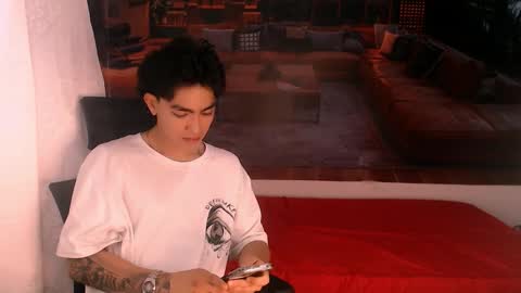 Romeo online show from December 3, 2025, 7:01 pm