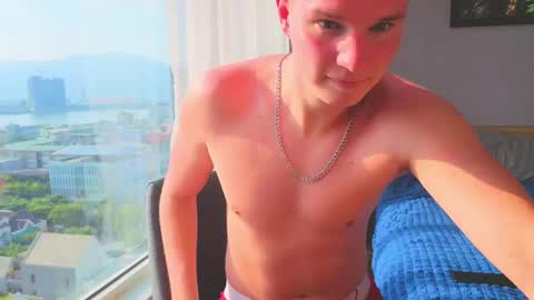 Romeo online show from May 13, 2026, 12:19 am