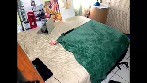 romeotyn online show from February 17, 2025, 6:48 pm