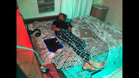 romeotyn online show from March 3, 2025, 6:48 am