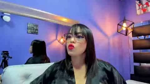 Romi  online show from October 21, 2025, 2:23 am