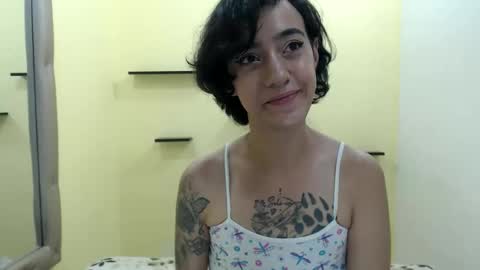 romina online show from April 17, 2026, 1:41 am