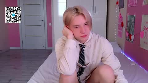 Ron online show from April 26, 2026, 4:43 am