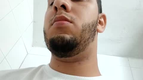 Snapshot of ronal498036 chatting on October 23, 2025, 4:34 am ronal498036 online show from October 23, 2025, 4:34 am