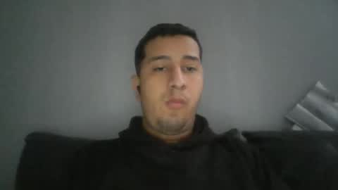 Snapshot of ronal498036 chatting on December 5, 2025, 2:36 pm ronal498036 online show from December 5, 2025, 2:36 pm