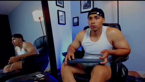 RonnieCanford online show from March 22, 2026, 12:58 am