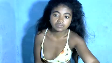 Snapshot of ronny_angel chatting on June 9, 2026, 5:30 am Xena online show from June 9, 2026, 5:30 am