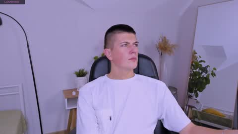 Rony online show from December 9, 2024, 1:24 pm