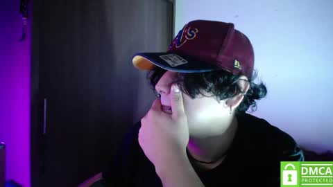 Snapshot of room_hot_x chatting on June 5, 2026, 10:59 pm ken online show from June 5, 2026, 10:59 pm