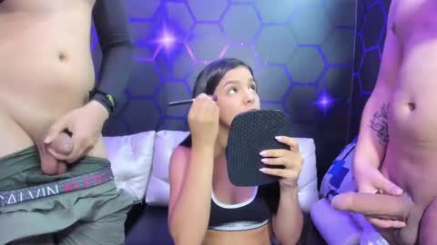  MIA AND PAUL online show from March 11, 2025, 11:15 pm