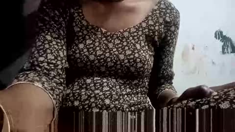 roop_sexy642 online show from February 25, 2026, 1:10 pm