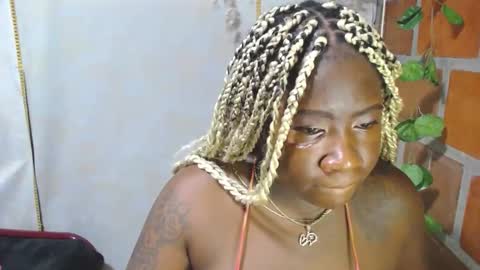 roos_veyker online show from February 12, 2026, 3:56 am