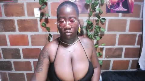 Snapshot of roos_veyker chatting on May 1, 2026, 7:07 pm roos_veyker online show from May 1, 2026, 7:07 pm