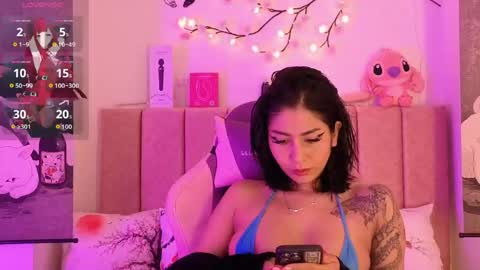 Snapshot of roose_eva chatting on May 15, 2026, 11:06 am roose eva online show from May 15, 2026, 11:06 am