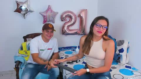 Snapshot of rooxxyy_ chatting on January 11, 2025, 12:12 am online show from January 11, 2025, 12:12 am