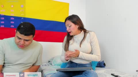 Snapshot of rooxxyy_ chatting on February 5, 2025, 11:17 pm online show from February 5, 2025, 11:17 pm