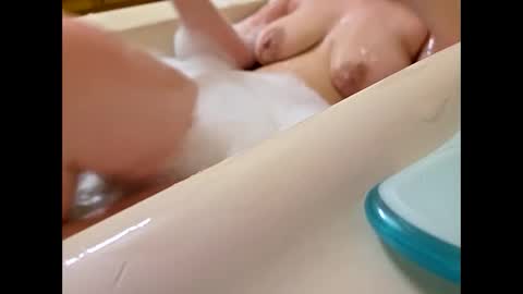 Snapshot of roozzzof chatting on February 10, 2026, 1:53 am rooz online show from February 10, 2026, 1:53 am