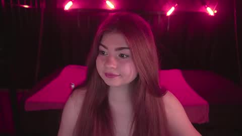 Snapshot of rosaamour chatting on June 25, 2026, 5:56 am rosaamour online show from June 25, 2026, 5:56 am