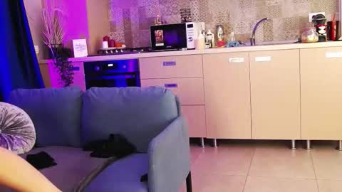 Rose online show from March 26, 2026, 3:23 am