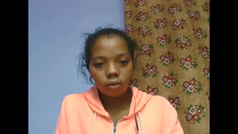Snapshot of rosah225127 chatting on May 16, 2026, 10:36 am rosah225127 online show from May 16, 2026, 10:36 am