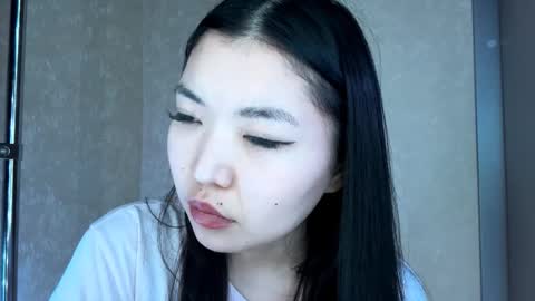 Kira online show from March 2, 2026, 2:57 pm