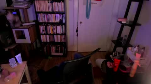 rose257044 online show from February 21, 2026, 5:03 pm