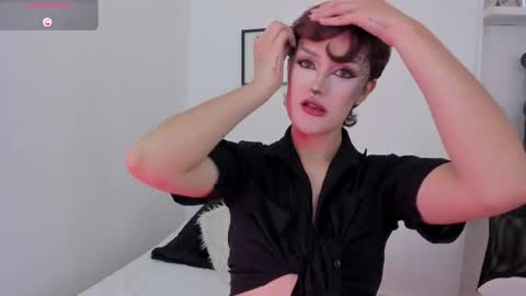 Rose online show from October 30, 2025, 11:38 pm