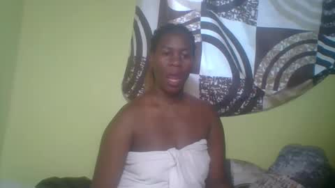 Snapshot of rose_coco chatting on October 23, 2025, 8:02 am rose_coco online show from October 23, 2025, 8:02 am