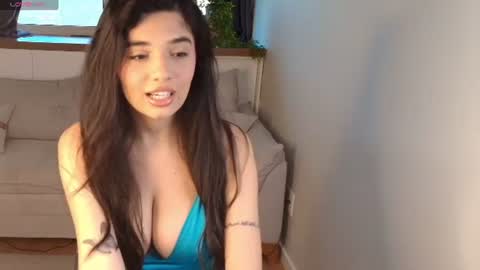 Snapshot of rose_desiree chatting on June 12, 2026, 11:09 am Rose online show from June 12, 2026, 11:09 am