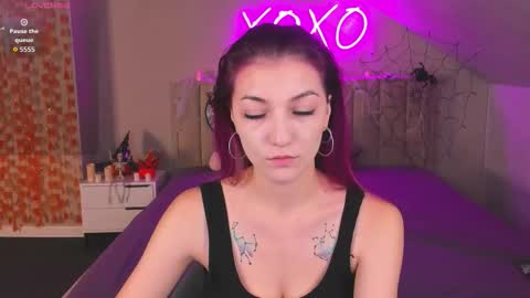 Kimberlly online show from October 31, 2025, 12:00 am