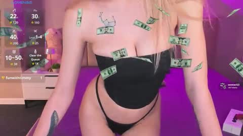 Kimberlly online show from January 14, 2026, 11:31 pm