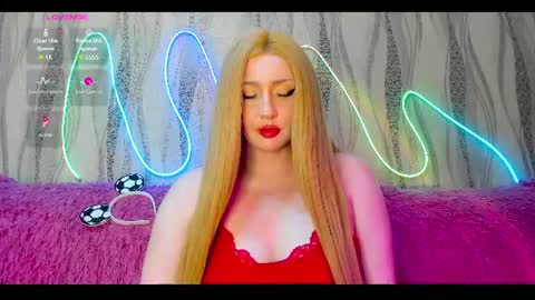 Snapshot of rose_gee chatting on July 7, 2026, 6:45 pm rose_gee online show from July 7, 2026, 6:45 pm