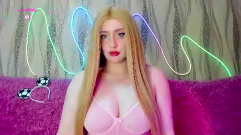 Snapshot of rose_gee chatting on July 10, 2026, 4:20 pm rose_gee online show from July 10, 2026, 4:20 pm