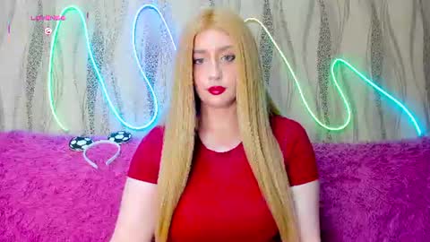 Snapshot of rose_gee chatting on July 11, 2026, 5:37 pm rose_gee online show from July 11, 2026, 5:37 pm