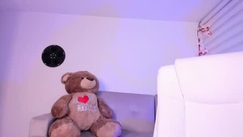 Snapshot of rose_se chatting on June 1, 2026, 11:06 pm Rose A online show from June 1, 2026, 11:06 pm