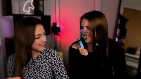 rose online show from October 21, 2025, 7:14 pm