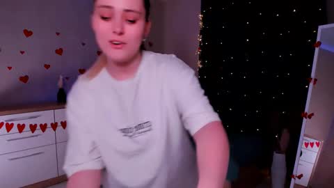 Rose online show from February 17, 2025, 5:32 pm