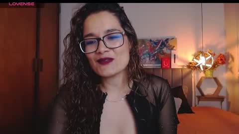 Snapshot of rose_thompson1 chatting on September 29, 2025, 2:00 pm Rose online show from September 29, 2025, 2:00 pm