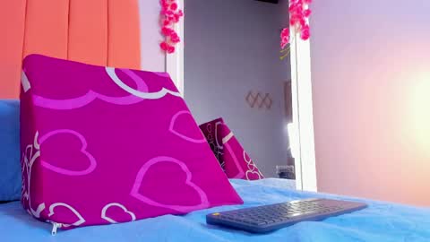 Snapshot of rose_thompson19 chatting on April 29, 2026, 7:09 pm Rosse online show from April 29, 2026, 7:09 pm