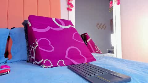 Snapshot of rose_thompson19 chatting on April 30, 2026, 7:09 pm Rosse online show from April 30, 2026, 7:09 pm