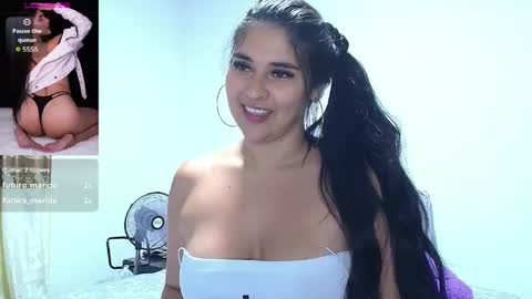 Snapshot of rose_towers4 chatting on May 26, 2026, 4:52 am rose_towers4 online show from May 26, 2026, 4:52 am