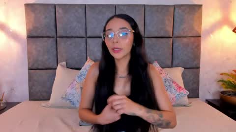 Snapshot of roseaurora chatting on May 23, 2026, 11:03 am roseaurora online show from May 23, 2026, 11:03 am
